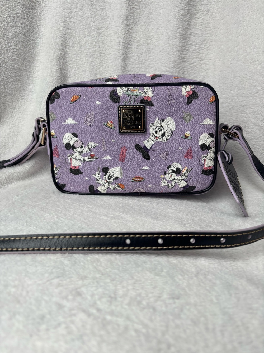 Disney Dooney & Bourke 2019 Food & Wine Mickey Crossbody Bag